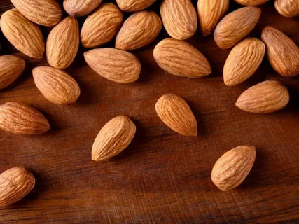 تصویر 2 از بادام درختی پوست کنده خام مخصوص شیرینی پزی